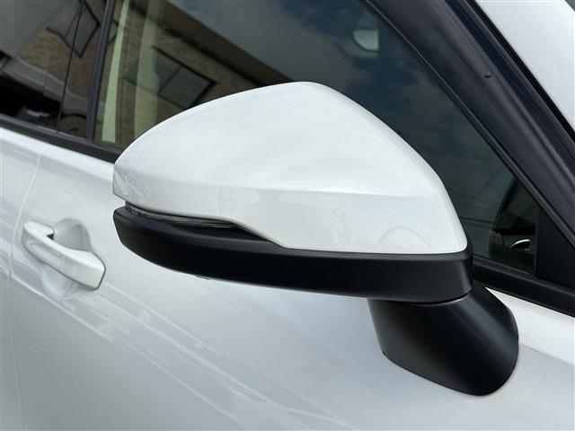 ホンダ ＺＲ－Ｖ ２．０ Ｅ：ＨＥＶ Ｚ R5年 () 99