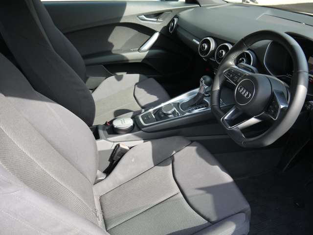 アウディ ＴＴ クーペ ２．０ ＴＦＳＩ クワトロ ４ＷＤ H29年 (九州・沖縄) 99