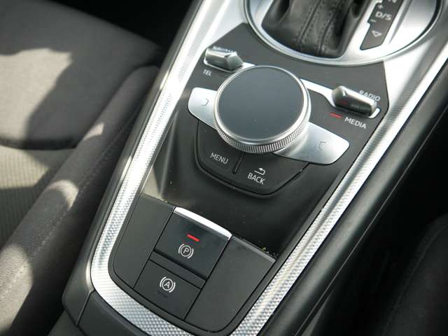 アウディ ＴＴ クーペ ２．０ ＴＦＳＩ クワトロ ４ＷＤ H29年 (九州・沖縄) 99
