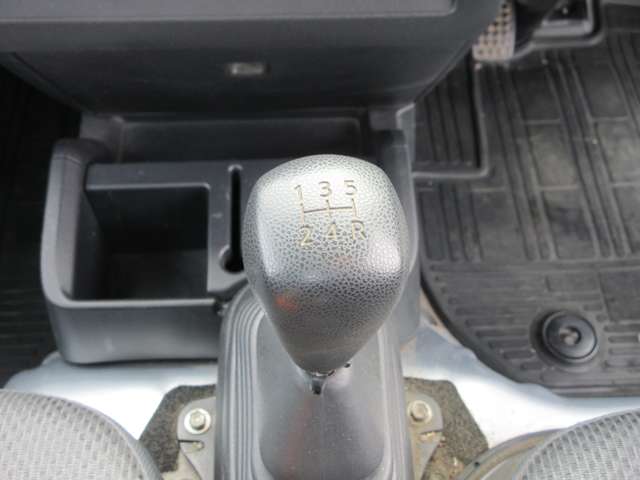 ダイハツ ハイゼットトラック ６６０ スタンダード ３方開 ４ＷＤ H28年 (東海) 99