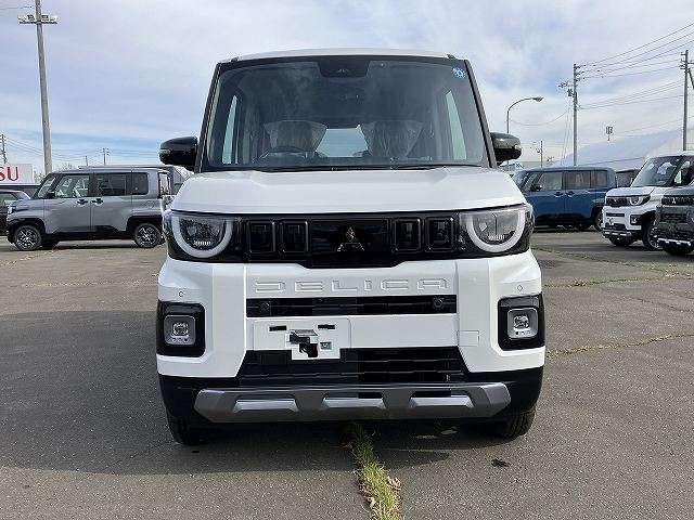 三菱 デリカ　ミニ ６６０ Ｇ プレミアム ４ＷＤ R8年 () 99