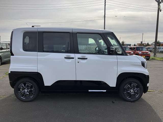 三菱 デリカ　ミニ ６６０ Ｇ プレミアム ４ＷＤ R8年 () 99