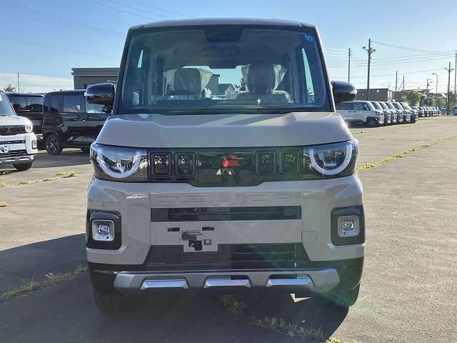 三菱 デリカ　ミニ ６６０ Ｇ プレミアム ４ＷＤ R8年 () 99