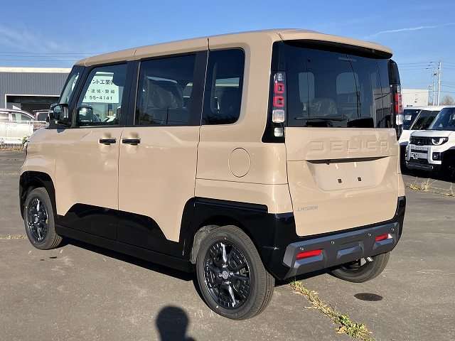 三菱 デリカ　ミニ ６６０ Ｇ プレミアム ４ＷＤ R8年 () 99