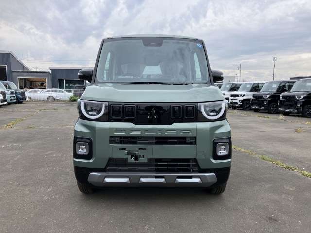 三菱 デリカ　ミニ ６６０ Ｇ プレミアム ４ＷＤ R8年 () 99