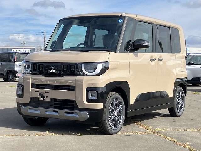 三菱 デリカ　ミニ ６６０ Ｔ プレミアム ４ＷＤ R8年 () 99
