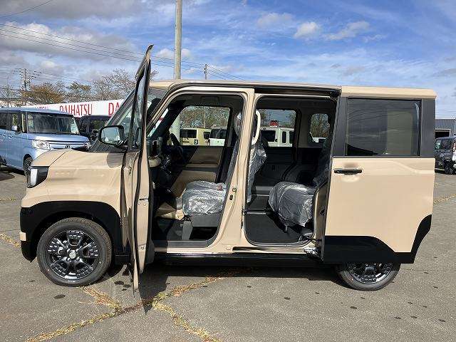 三菱 デリカ　ミニ ６６０ Ｔ プレミアム ４ＷＤ R8年 () 99