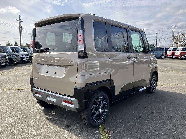 三菱 デリカ　ミニ ６６０ Ｔ プレミアム ４ＷＤ R8年 () 99