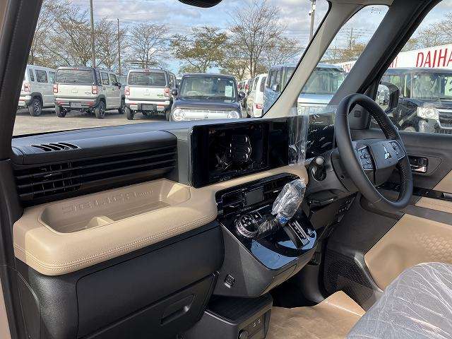三菱 デリカ　ミニ ６６０ Ｔ プレミアム ４ＷＤ R8年 () 99