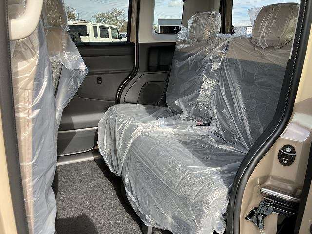 三菱 デリカ　ミニ ６６０ Ｔ プレミアム ４ＷＤ R8年 () 99