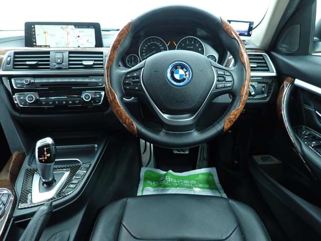 ＢＭＷ ３シリーズ ３２０ｉ　ラグジュアリー H30年 () 99