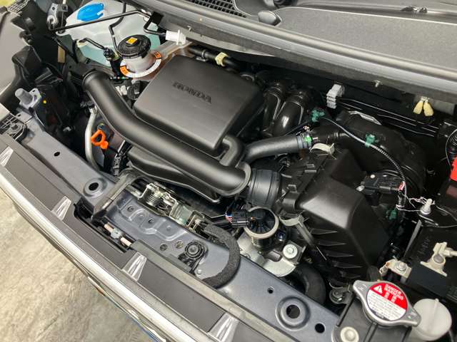 ホンダ Ｎ　ＢＯＸ カスタム ６６０ スロープ R7年 () 99