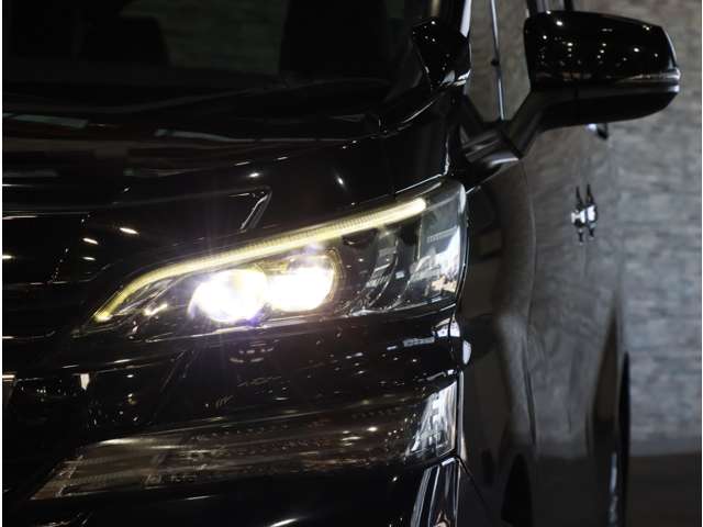 トヨタ ヴェルファイア ２．５ Ｚ Ａエディション ゴールデンアイズ H28年 (関東) 99