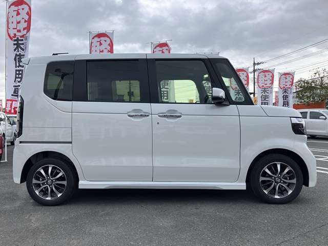 ホンダ Ｎ　ＢＯＸ カスタム ６６０ R8年 () 99