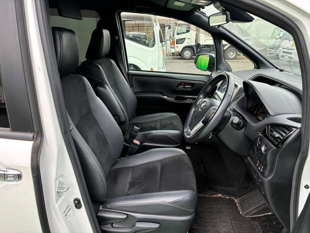 トヨタ ヴォクシー ２．０ ＺＳ 煌ＩＩＩ R3年 (関東) 99