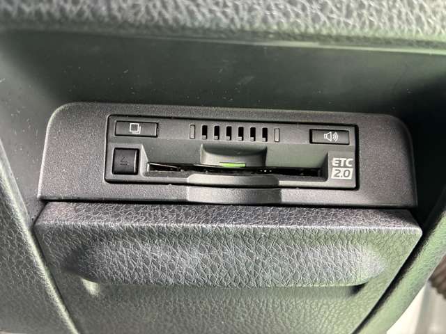 トヨタ ヴォクシー ２．０ ＺＳ 煌ＩＩＩ R3年 (関東) 99