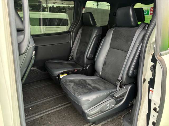 トヨタ ヴォクシー ２．０ ＺＳ 煌ＩＩＩ R3年 (関東) 99