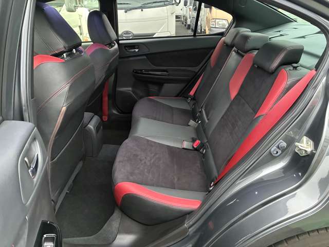 スバル ＷＲＸ　ＳＴＩ ＳＴＩ ２．０ ４ＷＤ R1年 (関東) 99
