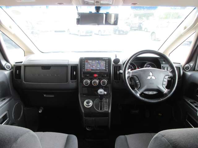 三菱 デリカ　Ｄ：５ ２．４ ローデスト Ｇ プレミアム ４ＷＤ H24年 () 99
