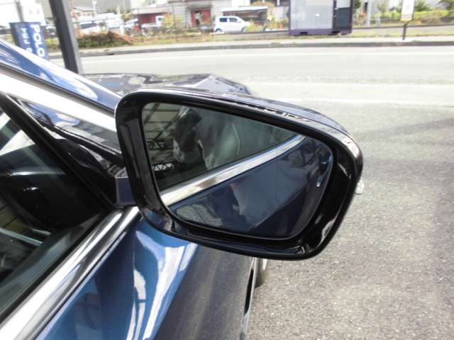 ＢＭＷ ５シリーズ ５３０ｉ　ラグジュアリー R2年 () 99