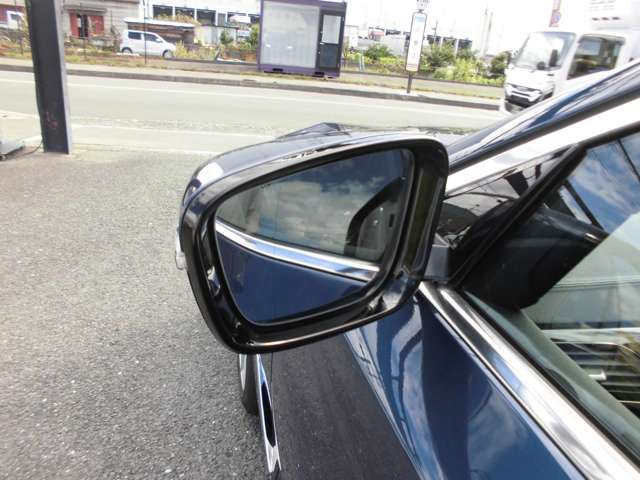 ＢＭＷ ５シリーズ ５３０ｉ　ラグジュアリー R2年 () 99