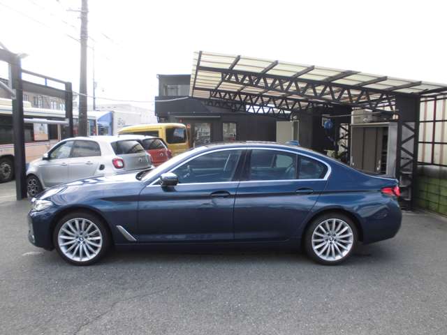 ＢＭＷ ５シリーズ ５３０ｉ　ラグジュアリー R2年 () 99