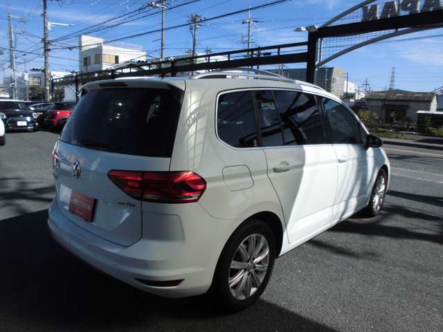 フォルクスワーゲン ゴルフトゥーラン ＴＤＩ ハイライン ディーゼルターボ R1年 () 99