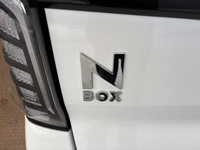 ホンダ Ｎ　ＢＯＸ カスタム ６６０ Ｌ R5年 (近畿) 99