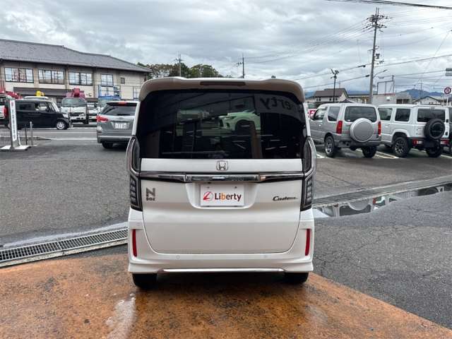ホンダ Ｎ　ＢＯＸ カスタム ６６０ Ｌ R3年 (近畿) 99