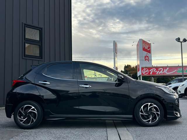 トヨタ ヤリス １．５ ハイブリッド Ｚ R2年 () 99