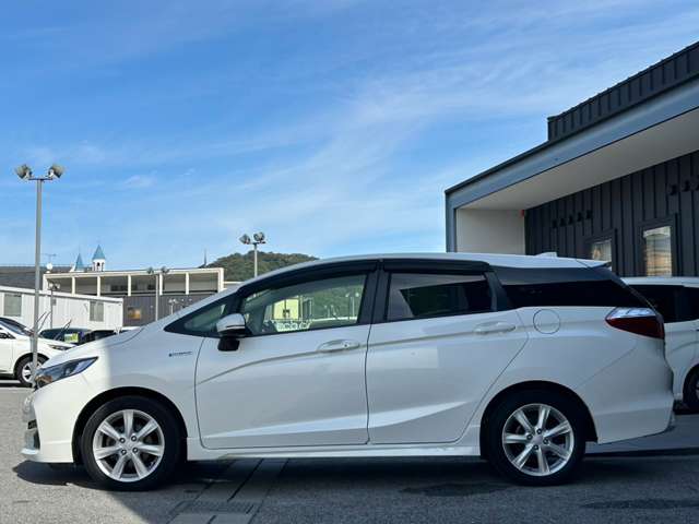 ホンダ シャトル １．５ ハイブリッド H27年 () 99