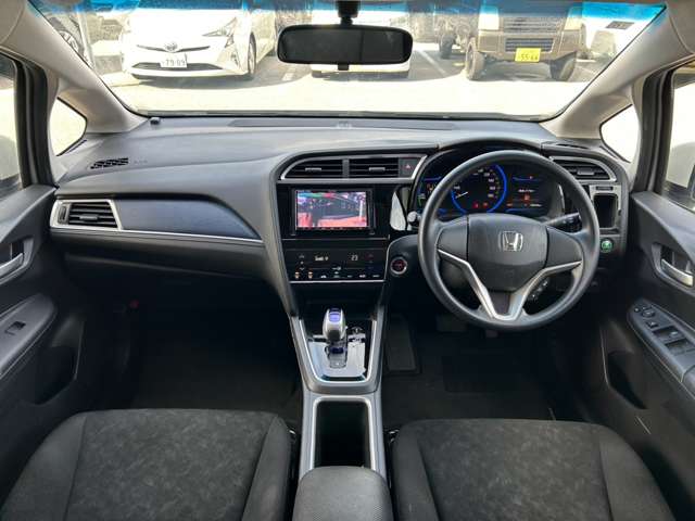 ホンダ シャトル １．５ ハイブリッド H27年 () 99