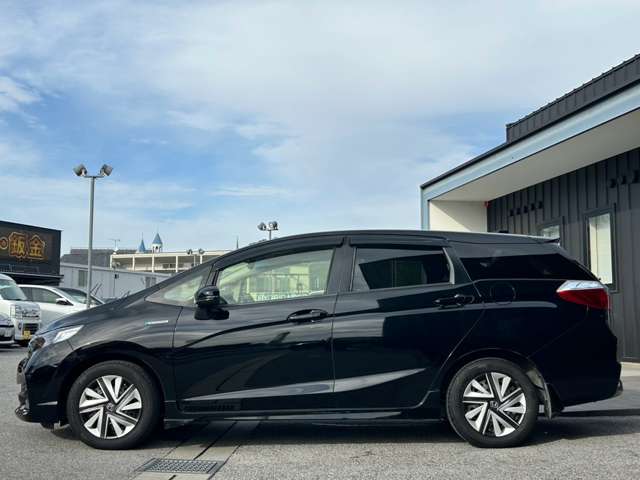 ホンダ シャトル １．５ ハイブリッド Ｘ H27年 () 99