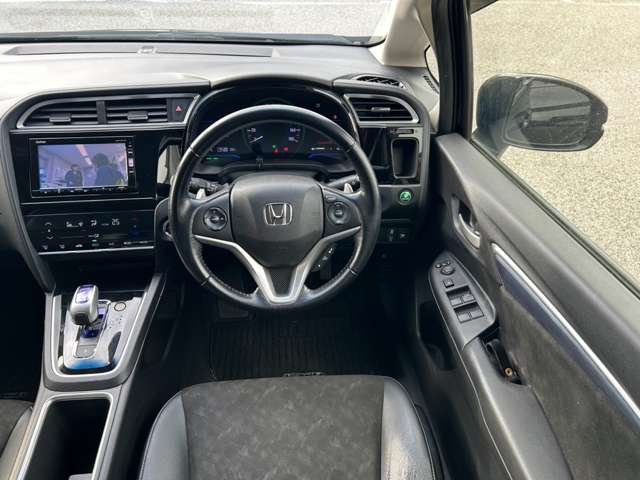 ホンダ シャトル １．５ ハイブリッド Ｘ H27年 () 99