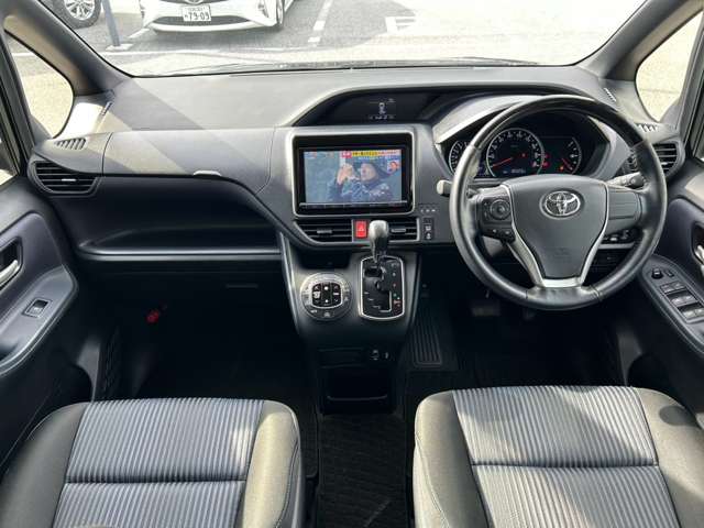 トヨタ ヴォクシー ２．０ ＺＳ H27年 () 99