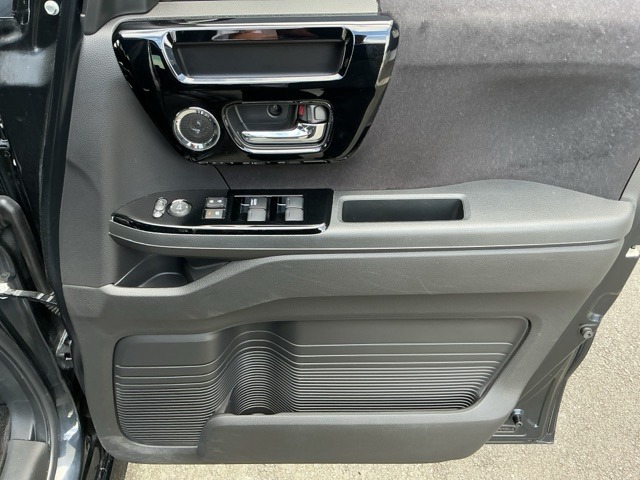 ホンダ Ｎ　ＢＯＸ カスタム ６６０ Ｌ R3年 () 99