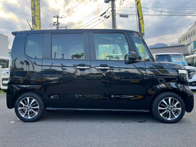 ホンダ Ｎ　ＢＯＸ カスタム ６６０ R7年 (九州・沖縄) 99