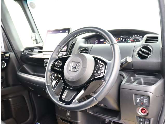 ホンダ Ｎ　ＢＯＸ カスタム ６６０ Ｌ ターボ R5年 () 99