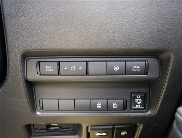 日産 セレナ １．４ Ｅ－ＰＯＷＥＲ ＡＵＴＥＣＨ R7年 () 99