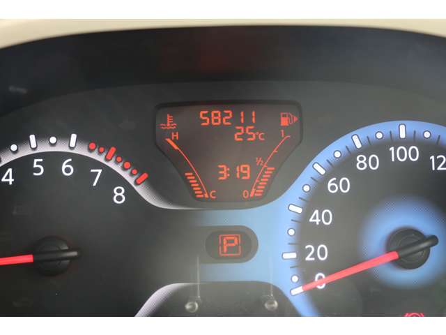 日産 キューブ １．５ １５Ｘ Ｖセレクション H25年 () 99