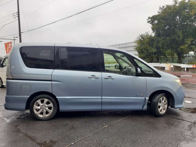 日産 セレナ ２．０ ハイウェイスター Ｓ－ＨＹＢＲＩＤ Ｖセレクション H25年 () 99
