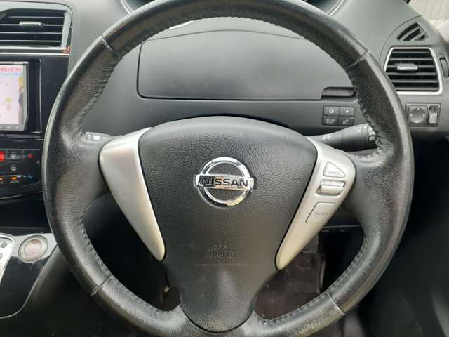 日産 セレナ ２．０ ハイウェイスター Ｓ－ＨＹＢＲＩＤ Ｖセレクション H25年 () 99