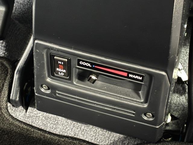 トヨタ ランドクルーザー７０ ２．８ ＡＸ ディーゼルターボ ４ＷＤ R6年 () 99