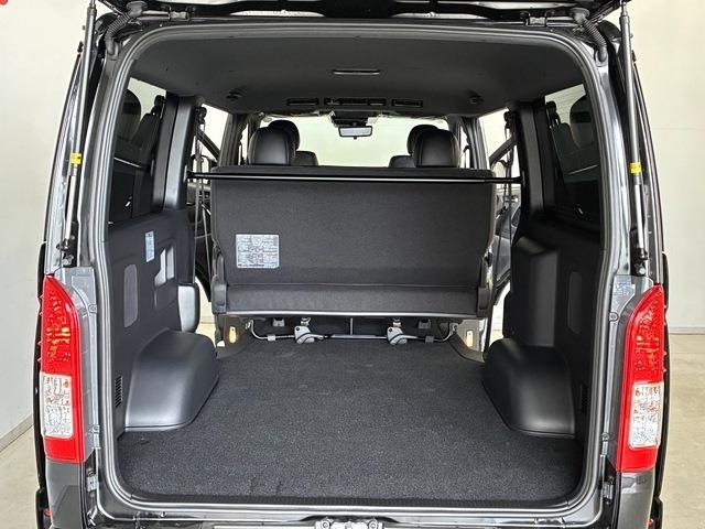 トヨタ ハイエースバン ２．８ スーパーＧＬ ダークプライム Ｓ ロングボディ ディーゼルターボ ４ＷＤ R7年 (中国) 99
