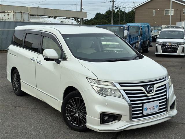 日産 エルグランド ３．５ ３５０ハイウェイスター ホワイトレザー アーバンクロム H29年 (関東) 99