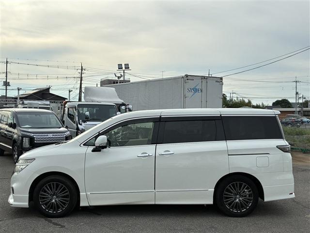 日産 エルグランド ３．５ ３５０ハイウェイスター ホワイトレザー アーバンクロム H29年 (関東) 99