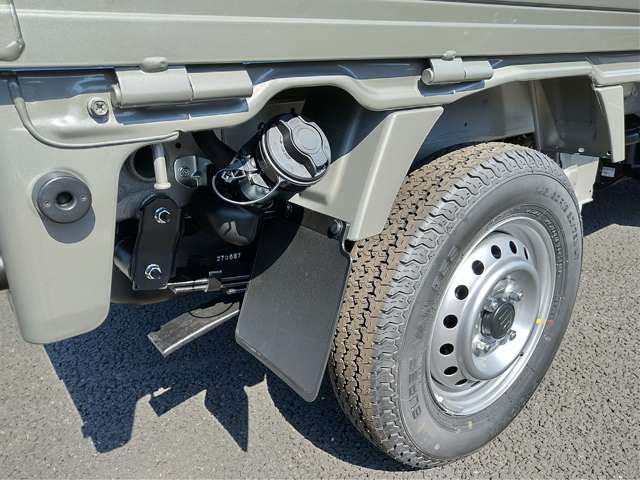 スズキ キャリイトラック ６６０ ＫＣ農繁 ３方開 ４ＷＤ R8年 (関東) 99