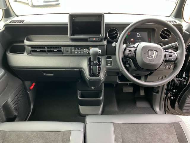 ホンダ Ｎ　ＢＯＸ カスタム ６６０ ターボ R8年 (九州・沖縄) 99