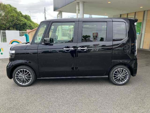 ホンダ Ｎ　ＢＯＸ カスタム ６６０ ターボ R8年 (九州・沖縄) 99