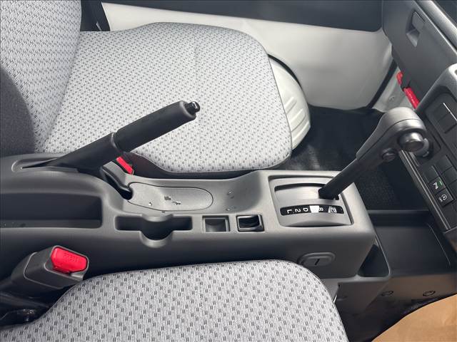 三菱 ミニキャブトラック ミノリ ４ＡＴ ４ＷＤ R8年 () 99